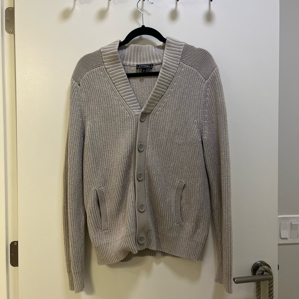 Express Women’s Light Gray Cardigan Sweater 100% wool